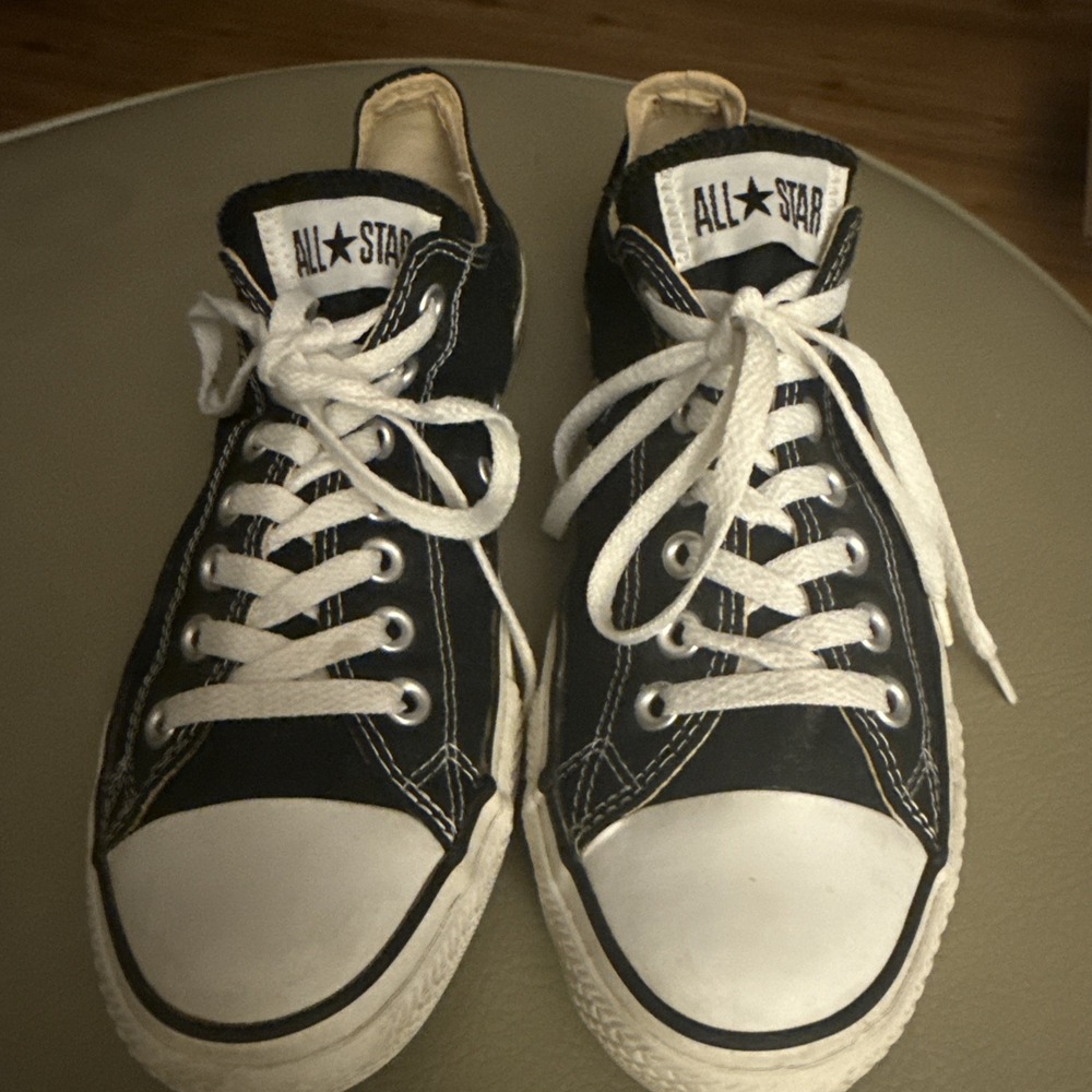 Converse Chuck Taylor All Star Low Top Black White Sneakers Men's 9 Women's 11